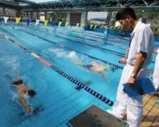 2023年中考体育游泳或成必考科目考试标准及分数